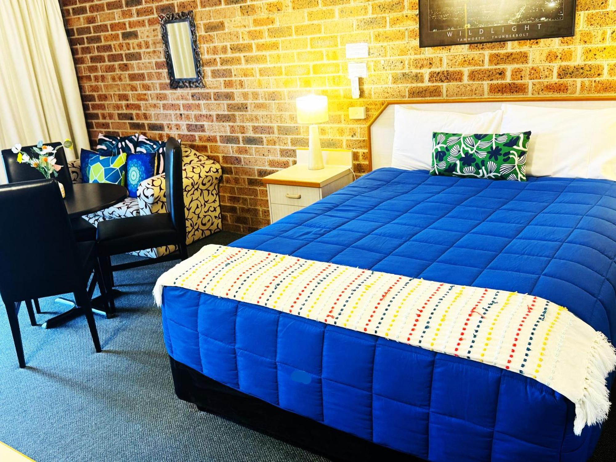 טאמוורת' Town And Country Motor Inn מראה חיצוני תמונה